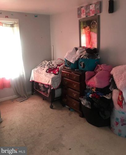 319 Grant St, Pottstown PA 19464-4801 exterior