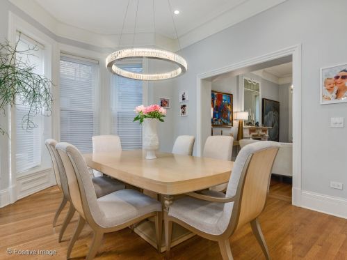 529 Wrightwood Ave, Chicago IL  60614-1794 exterior