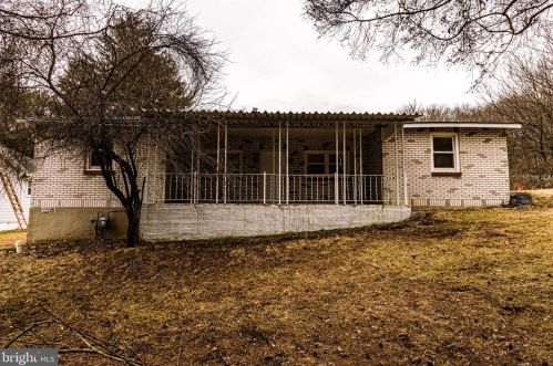 360 Prospect St, Primrose PA  17901-1243 exterior