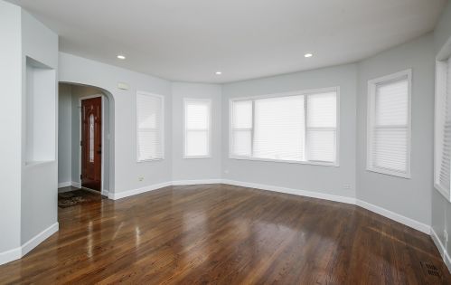 7854 Cressett Dr, Chicago IL 60707-1340 exterior