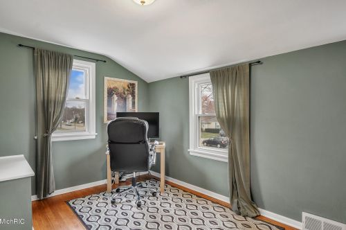 1205 Griswold St, Grand Rapids MI 49507-3814 exterior