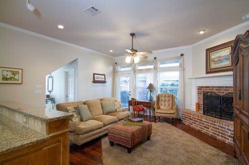 7203 Abrams Pl Ct, Dallas TX 75231 exterior