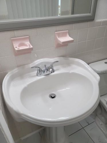 6417 Ambassador Dr, Tampa FL  33615-3401 exterior