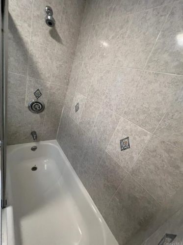 1142 Croes Ave, Bronx NY  10472-4502 exterior