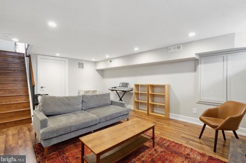 1814 Catharine St, Philadelphia PA  19146-1835 exterior