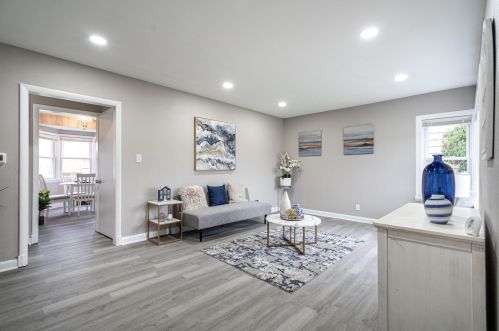 4210 Congress St, Milwaukee WI  53209-5836 exterior