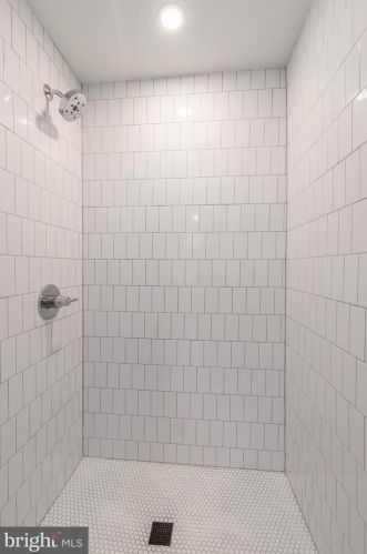 2233 Cedar St, Philadelphia PA  19125-2909 exterior