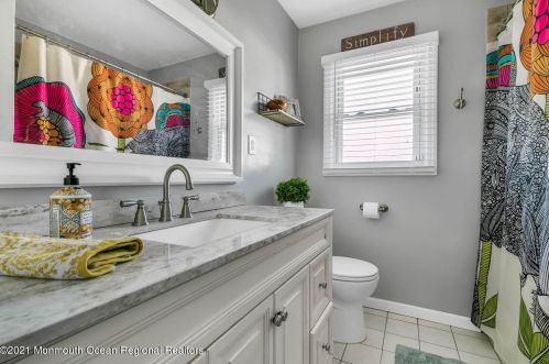 2416 Dwight Ave, Point Pleasant Beach NJ 08742-3705 exterior