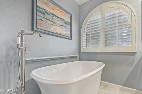 2412 Cielo Grande Ave, Phoenix AZ  85024-7552 exterior