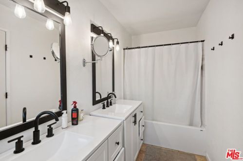 4150 Hines Ave, Riverside CA 92505-2910 exterior