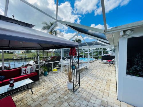 721 Calmoso Dr, Fort Pierce FL 34983-2208 exterior