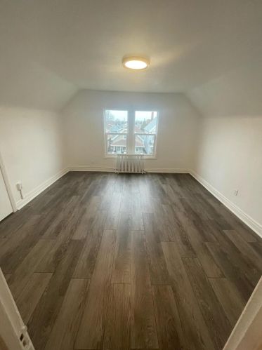 3021 12th St, Milwaukee WI  53215-3821 exterior