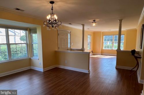 297 Fountayne Ln, Trenton NJ 08648-2672 exterior