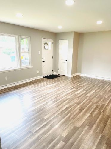 6745 Jefferson St, Gary, IN 46410-3408