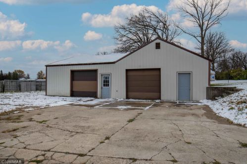 622 8th St, Fosston MN 56542-1115 exterior