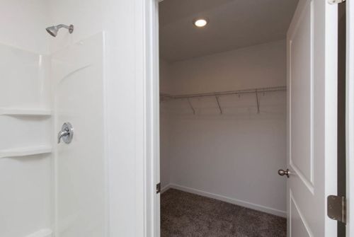 6700 Eich Dr, Joliet IL 60431-5201 exterior