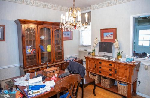 2734 18 St, Philadelphia PA 19145-4702 exterior