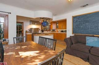 759 Las Palmas Ave, Los Angeles CA  90038-3513 exterior