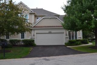 2385 Greenbrook Dr, Aurora, IL 60502-7083