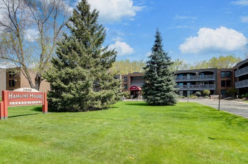 2800 Hamline Ave, Saint Paul MN 55113-7123 exterior