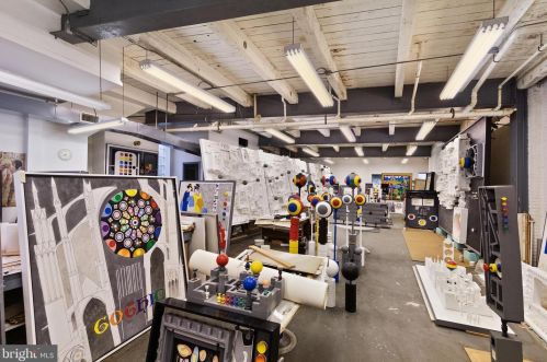 1005-07 2nd St, Philadelphia PA exterior