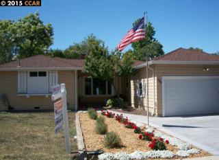 145 Roslyn Dr, Concord, CA 94518-1214