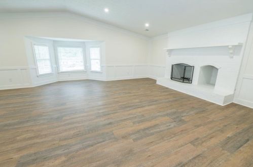 1246 Raintree Dr, Lithonia GA 30078-2122 exterior