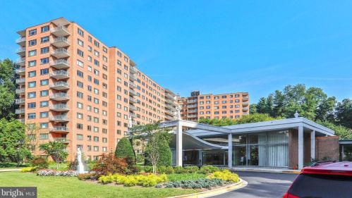 4201 Cathedral Ave, Washington DC  20016-4901 exterior