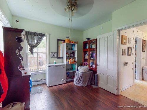 90 Pearl St, Portland ME 04106-4324 exterior