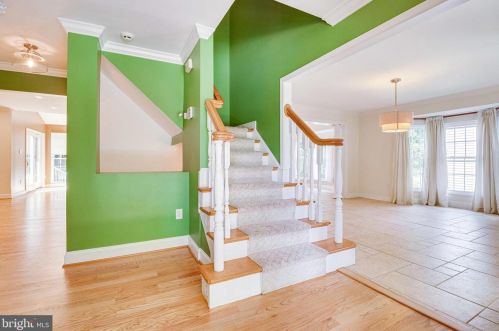 6122 Bayliss Pl, Alexandria VA  22310-2227 exterior