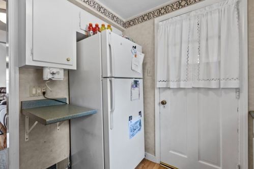 6739 Madison Ave, Pittsburgh PA 15122-2737 exterior