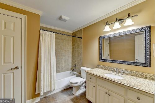 8760 Glasgow Pointe, Duluth GA 30097-6606 exterior