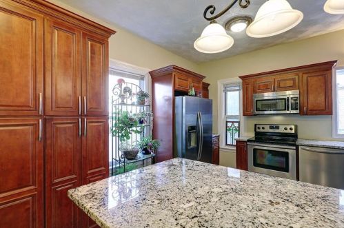 172 Pond St, Woonsocket RI  02895-2007 exterior