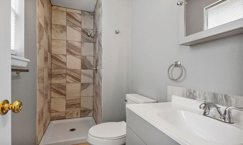 1737 County Hwy 183, Defuniak Springs FL 32433-4359 exterior