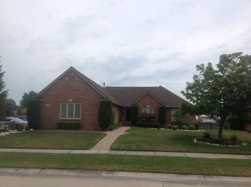 54894 Jack Dr, Macomb Township, MI 48042-1633