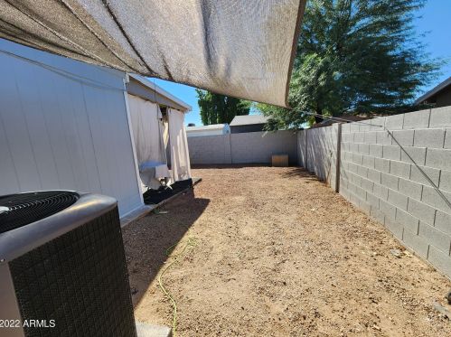 18214 2nd St, Phoenix AZ  85022-1006 exterior