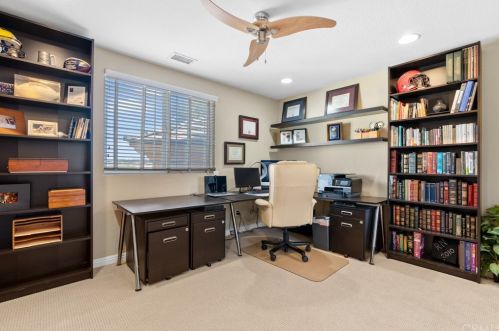 31345 Avenida Del Reposo, Temecula CA 92591-1724 exterior