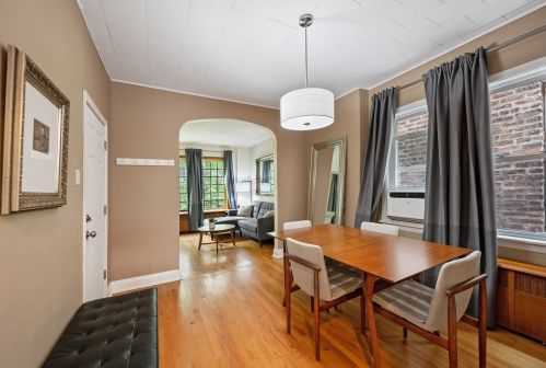 2429 Superior St, Chicago IL 60612-1111 exterior