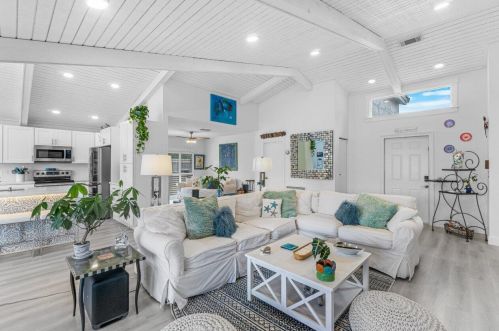 21176 Escondido Way, Boca Raton FL  33433-2505 exterior