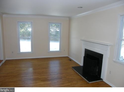 11325 Bedfordshire Ave, Rockville MD  20854-2007 exterior