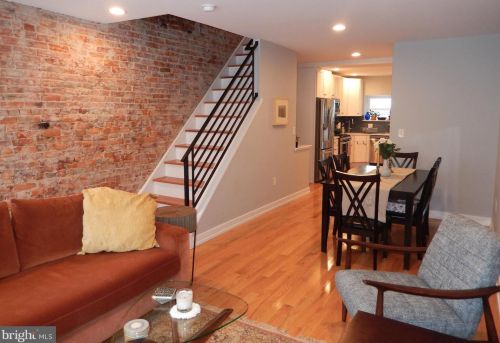 2423 Iseminger St, Philadelphia PA  19148-3517 exterior