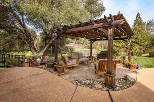 2593 Aberdeen Ln, Folsom CA  95762-5656 exterior