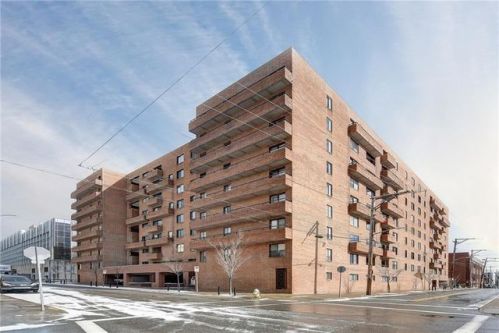 307 Dithridge St, Pittsburgh PA  15213-1434 exterior