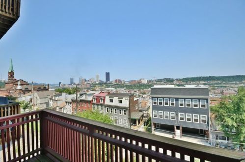 66 Pius St, Pittsburgh PA  15203-1652 exterior