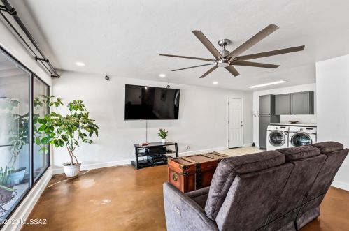 4327 Timrod St, Tucson AZ 85711-4252 exterior