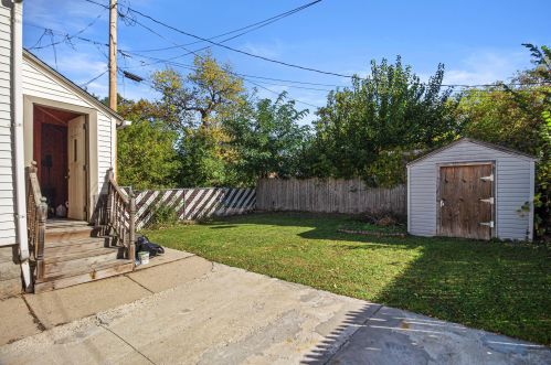 1314 22 St, Milwaukee WI 53215-4404 exterior