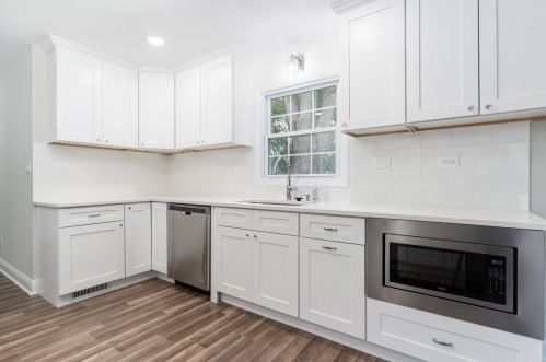 1266 Fellows St, Saint Charles IL  60174-3701 exterior