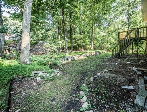 101 Pocono Trl, Hopatcong NJ  07843-1009 exterior