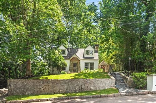 1827 Marlbrook Dr, Atlanta GA 30307-1768 exterior