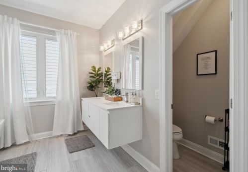 1424 Front St, Philadelphia PA  19147-3902 exterior